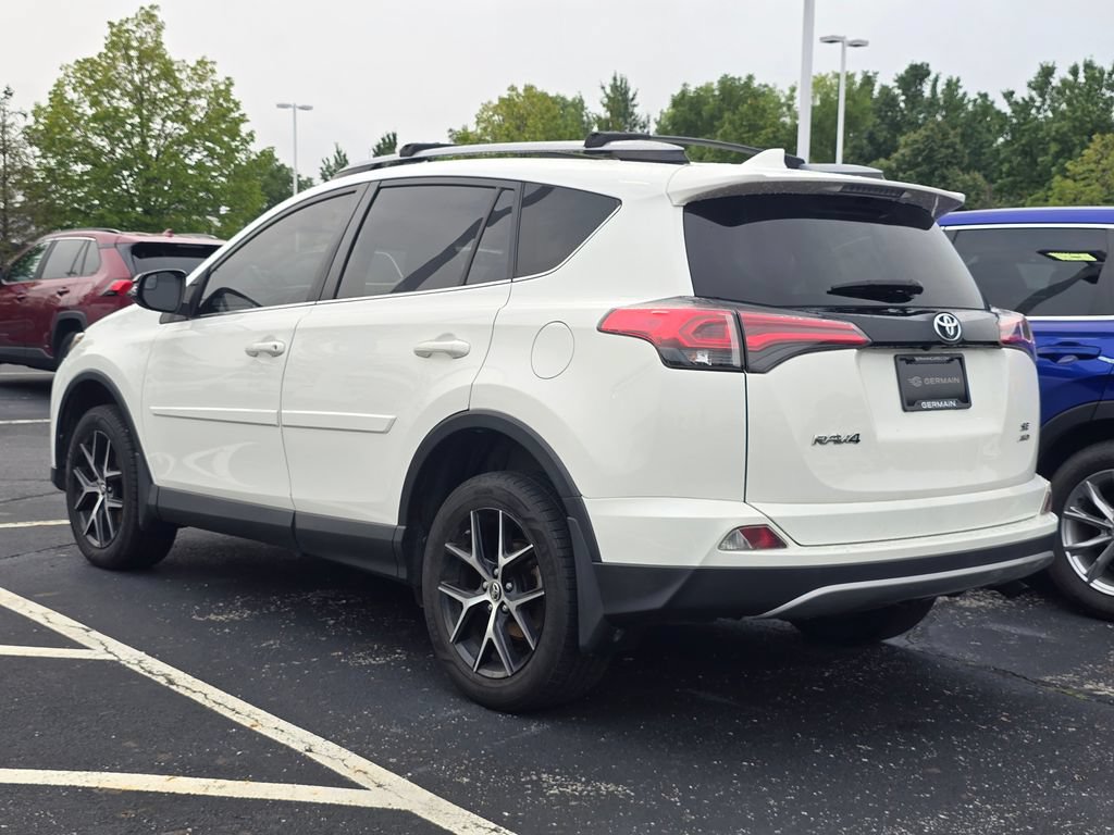 Used 2018 Toyota RAV4 SE w/ Protection Package AWD/4WD image 5