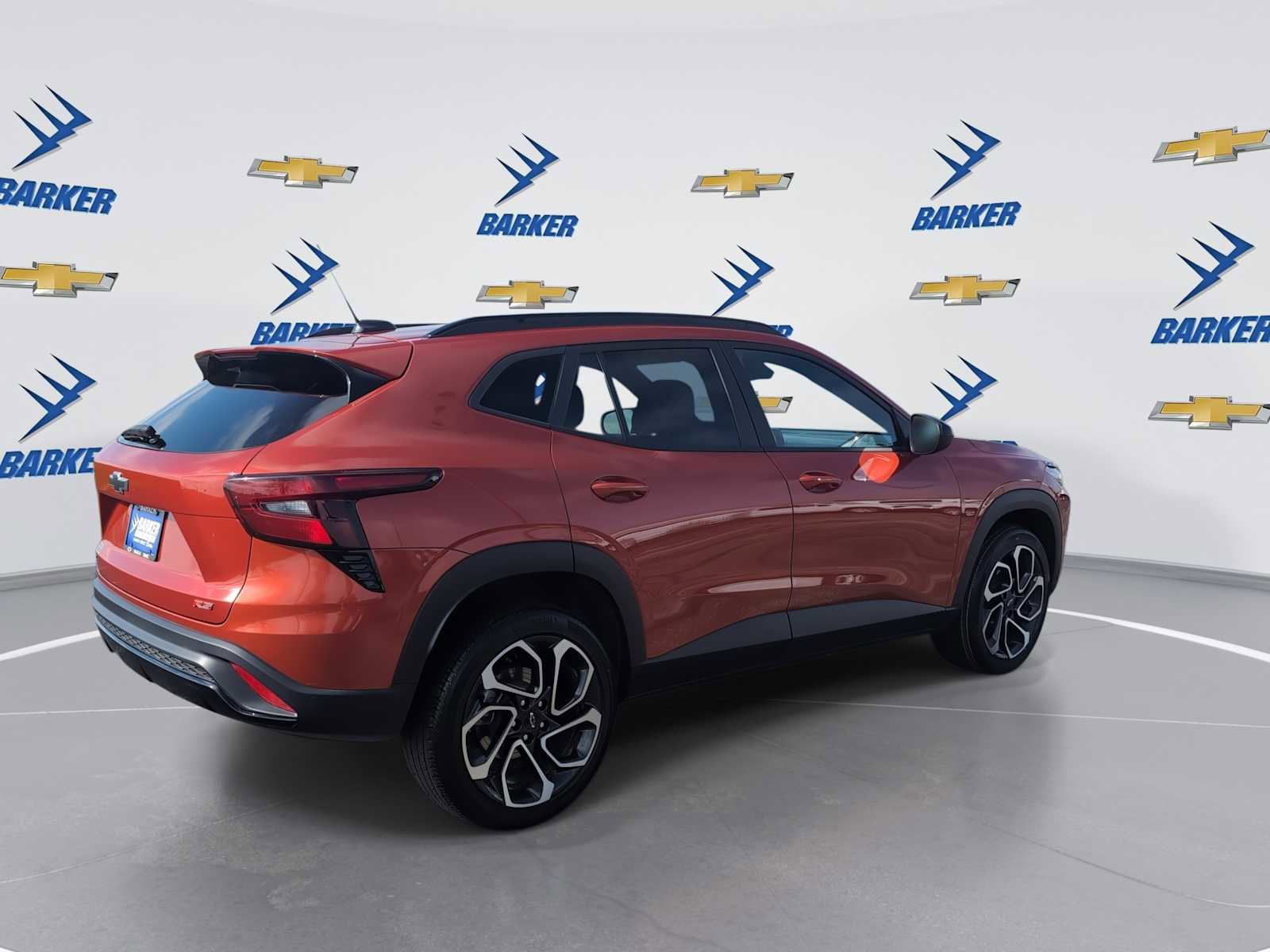 Used 2024 Chevrolet Trax RS w/ Driver Confidence Package image 8