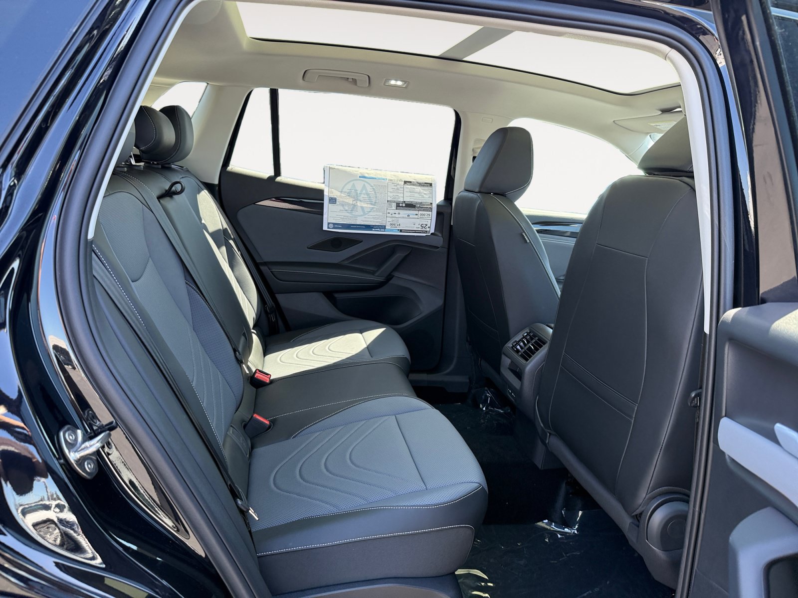 New 2026 Volkswagen Tiguan SE AWD/4WD image 18