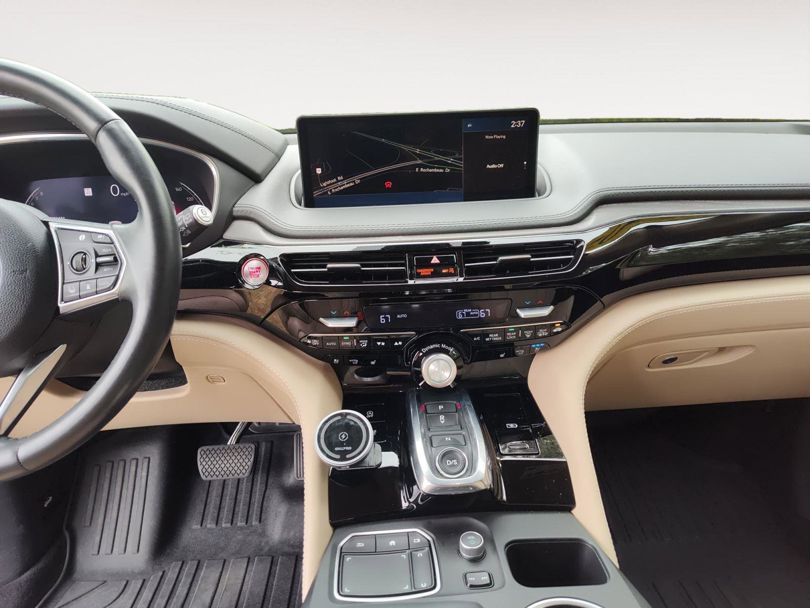 Used 2023 Acura MDX SH-AWD w/ Advance Package image 11