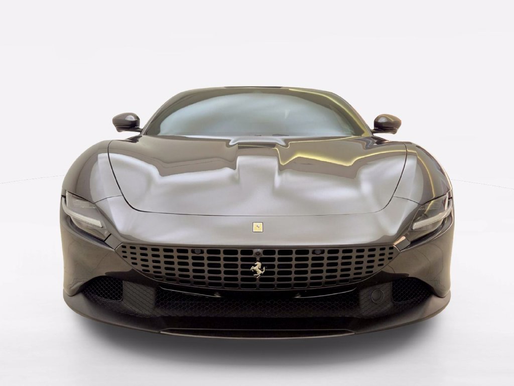 Used 2022 Ferrari Roma RWD image 2