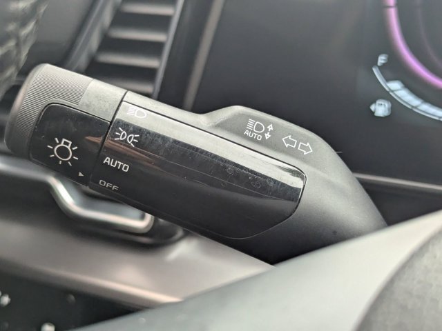 Certified 2025 Kia Sportage EX FWD image 21