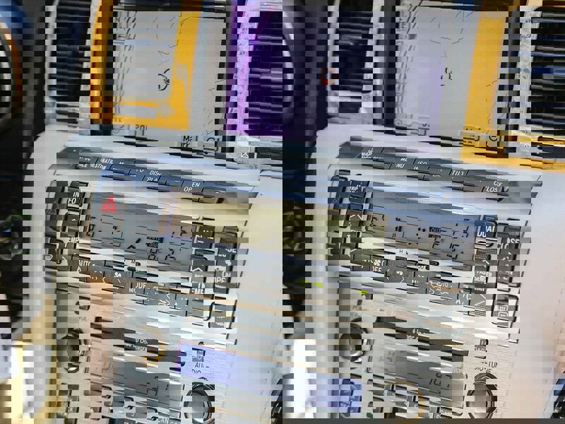 Used 2003 Lexus SC 430 Convertible image 26