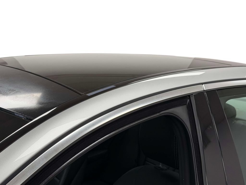 Used 2016 Mercedes-Benz C 300 4MATIC Sedan image 28
