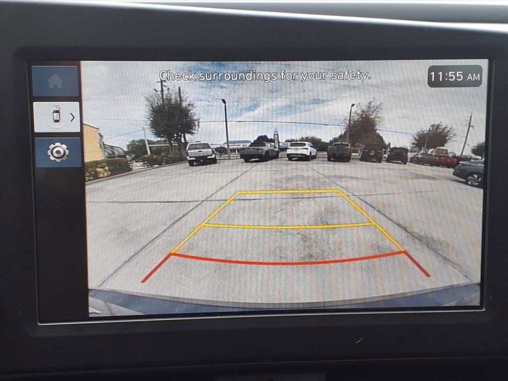 Used 2025 Hyundai Elantra Sport image 48