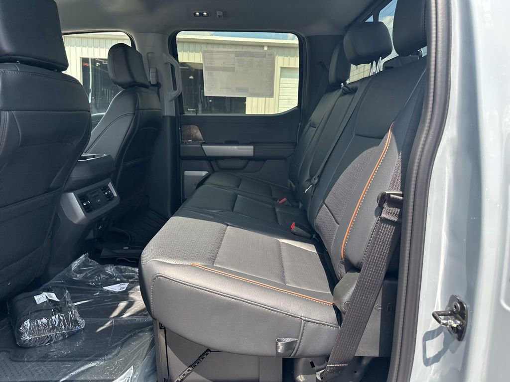 New 2026 Ford F250 Lariat w/ Black Appearance Package image 37