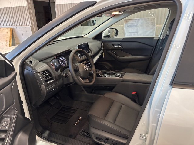 New 2026 Nissan Rogue SV image 12