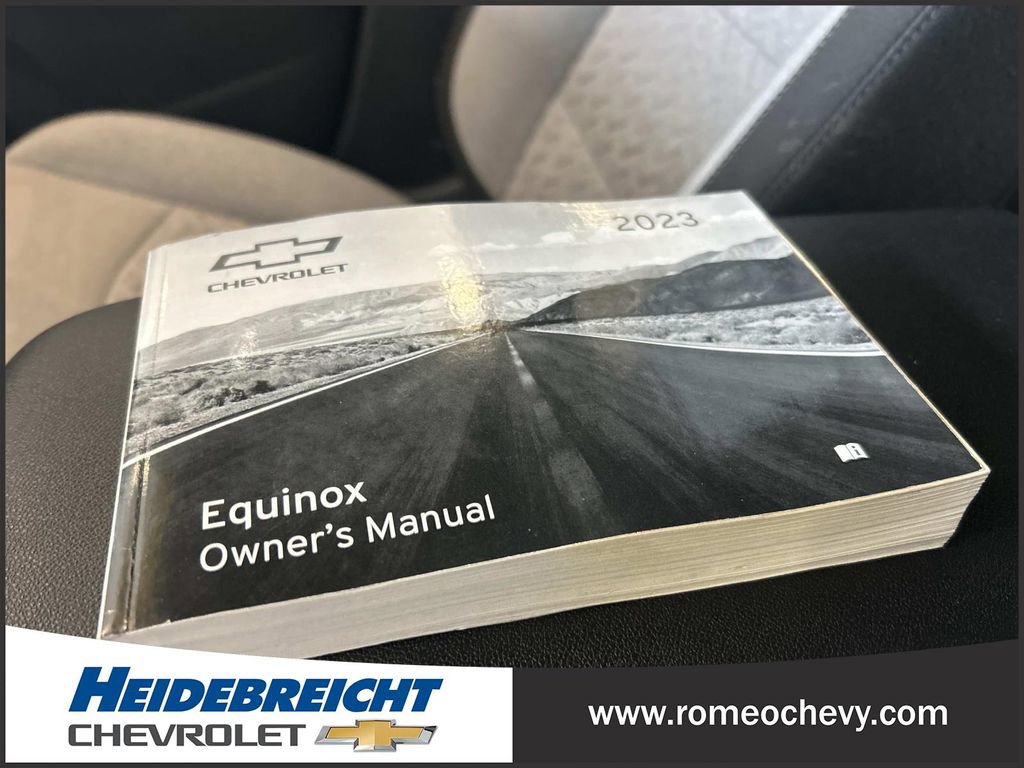 Used 2023 Chevrolet Equinox LS FWD image 27