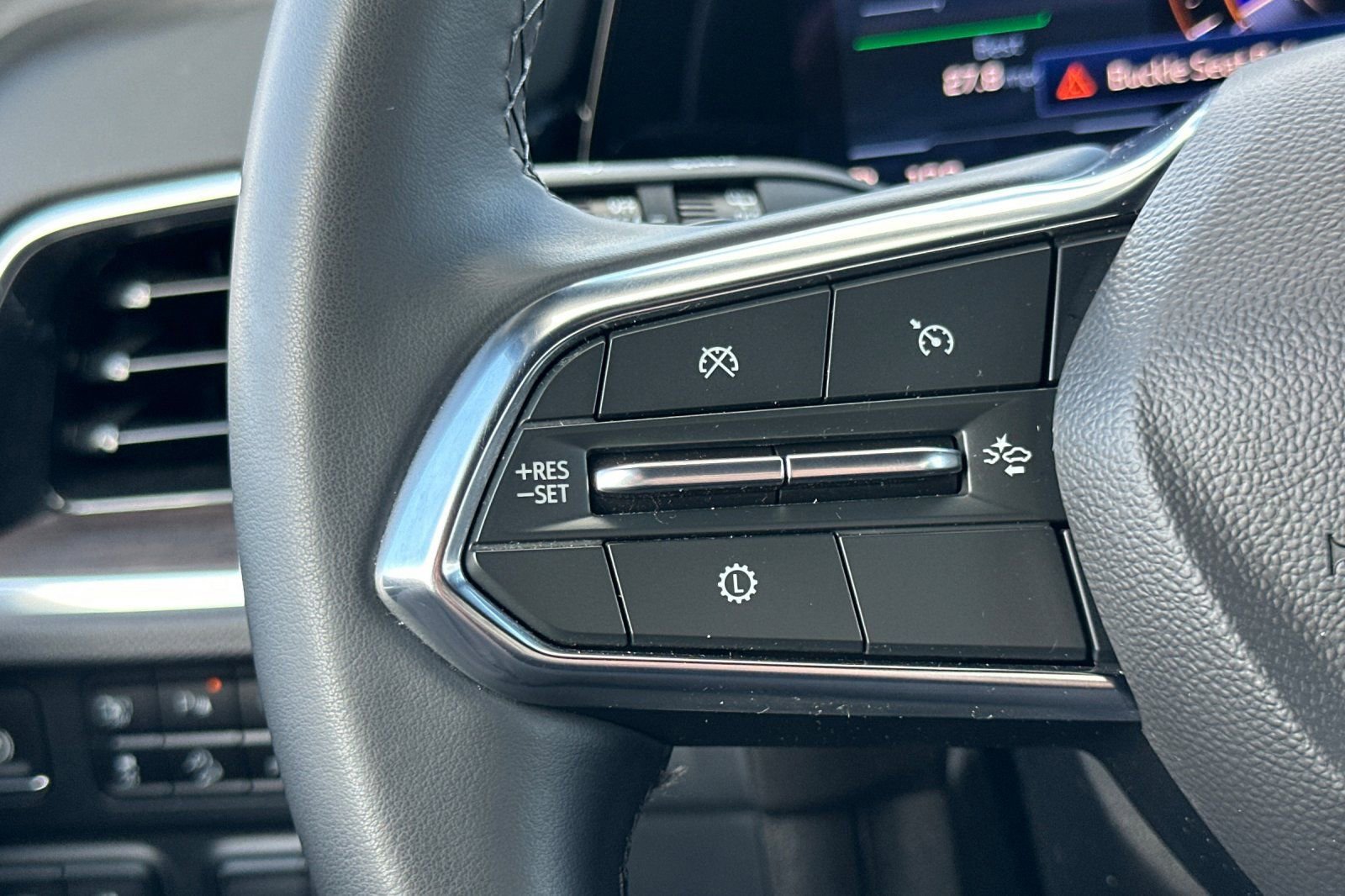 Certified 2025 Chevrolet Tahoe Z71 image 37