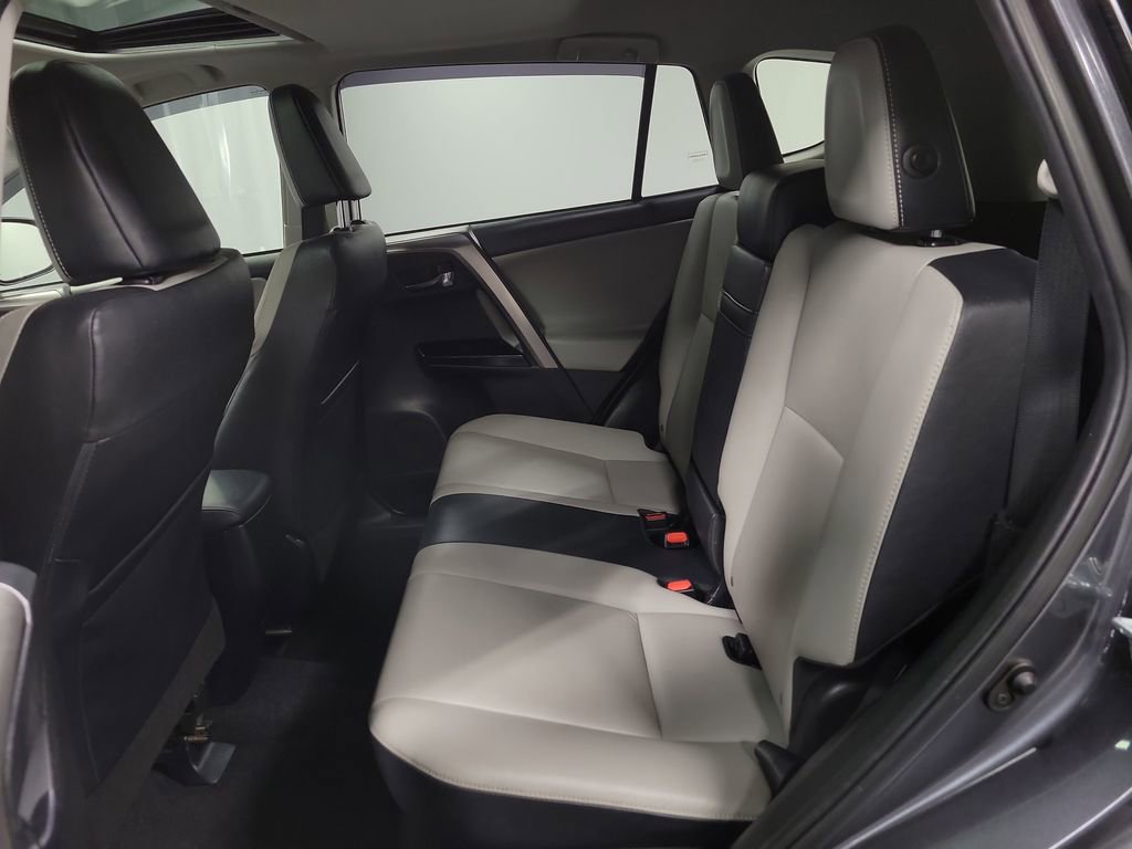 Used 2018 Toyota RAV4 Limited image 23