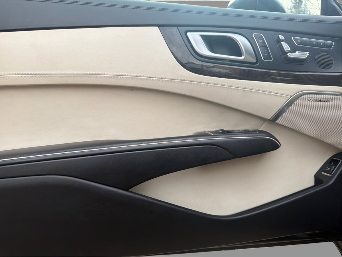 Used 2017 Mercedes-Benz SL 550 image 41