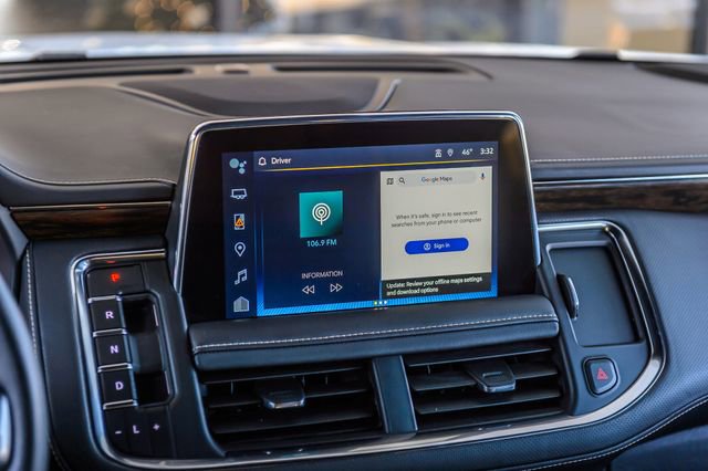 Used 2023 Chevrolet Suburban Premier image 40