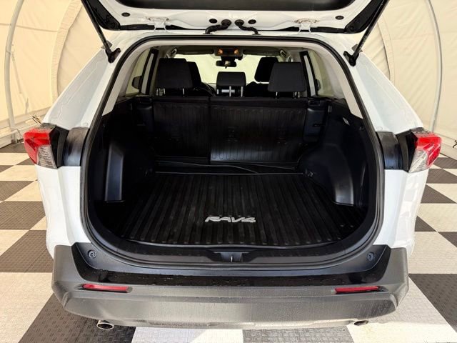 Used 2020 Toyota RAV4 LE w/ All Weather Liner Package image 4