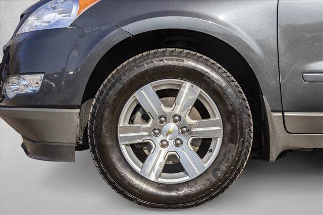 Used 2012 Chevrolet Traverse LT image 9