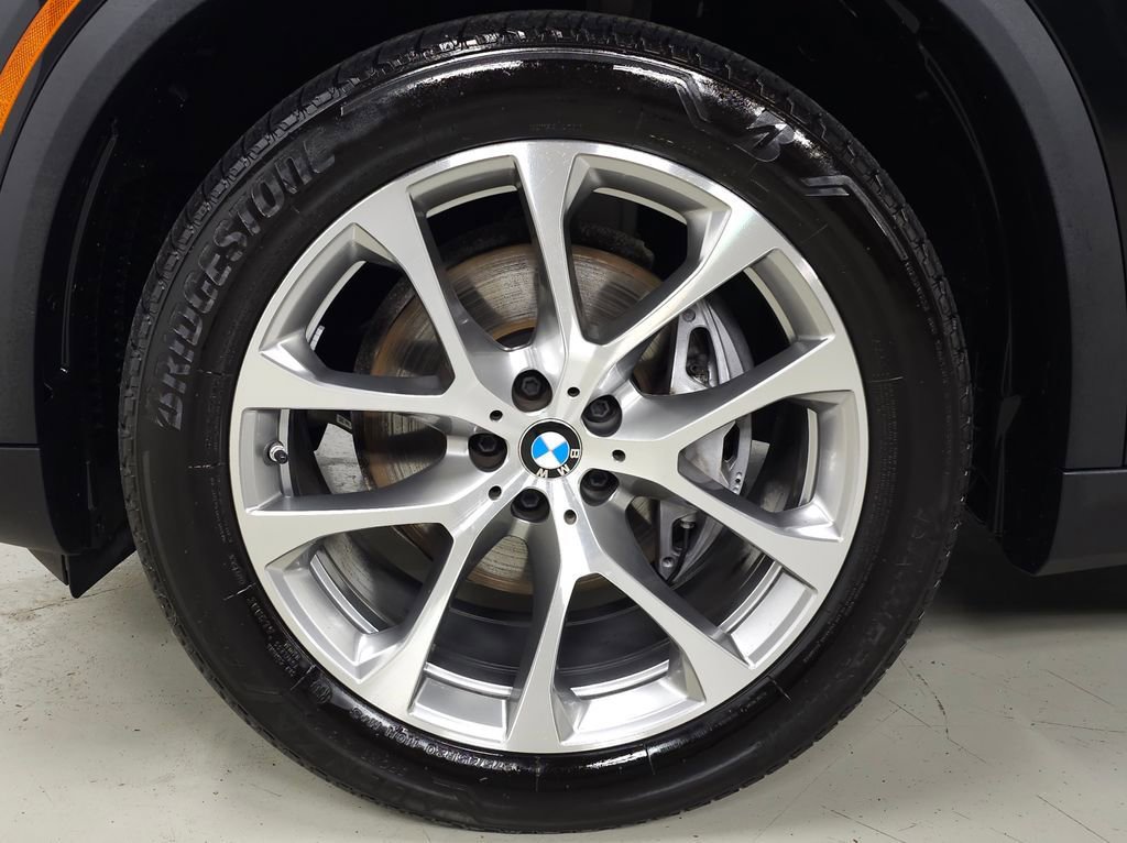Used 2024 BMW X5 xDrive40i w/ Premium Package image 10
