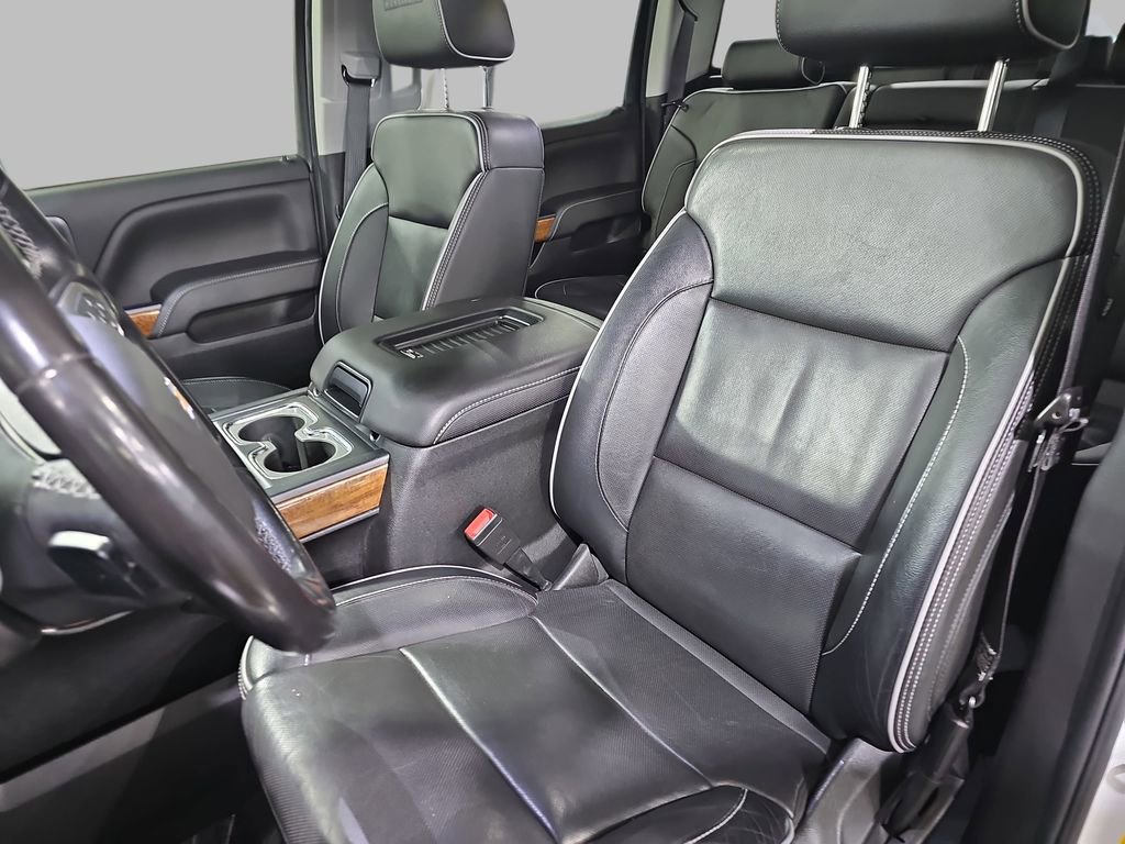 Used 2018 Chevrolet Silverado 1500 High Country image 18