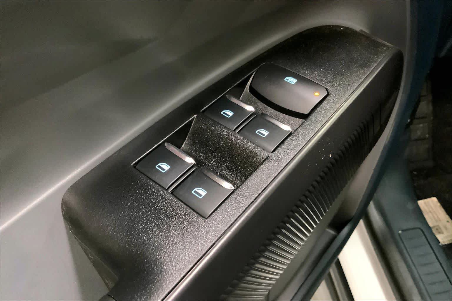 New 2026 Ford Maverick XL FWD image 17