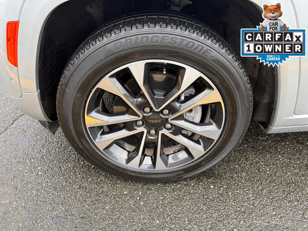 Used 2024 Jeep Grand Cherokee Overland w/ Trailer Tow Package image 26