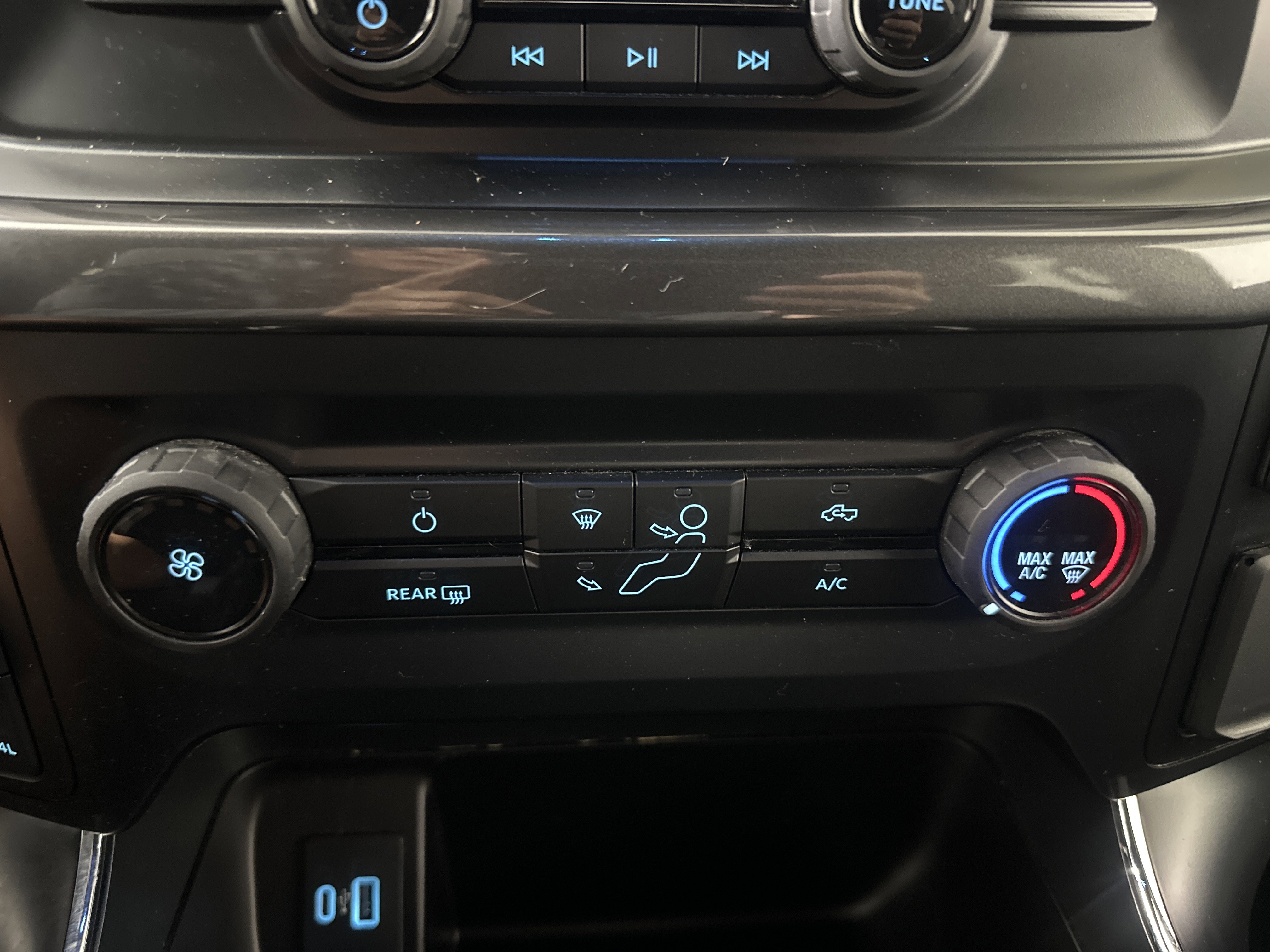 Certified 2023 Ford F150 XL w/ STX Appearance Package image 18