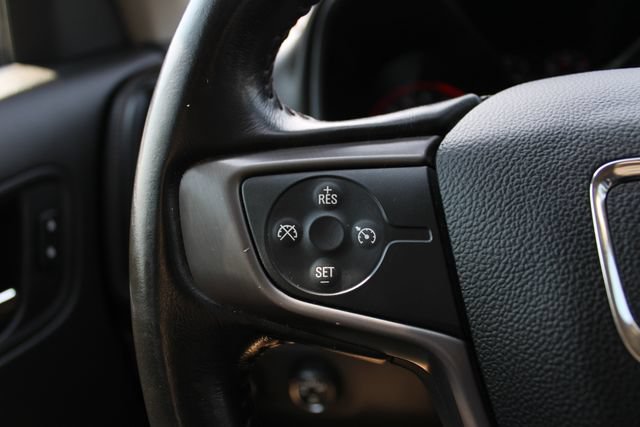 Used 2015 GMC Canyon SLE w/ All-Terrain Package AWD/4WD image 9