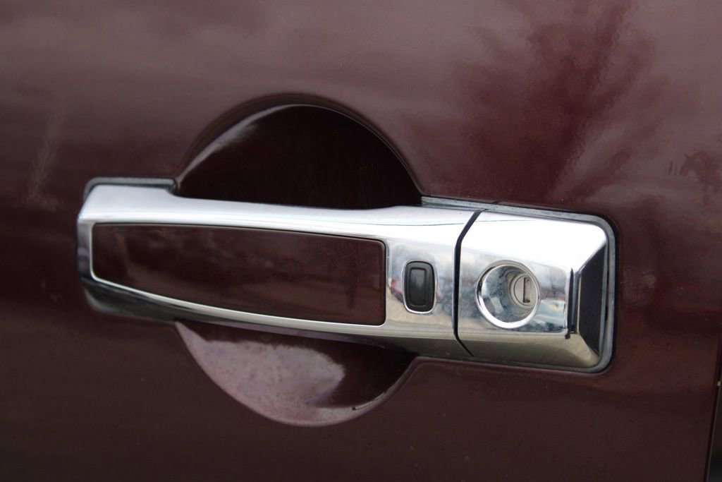 Used 2015 Nissan Armada SL image 16