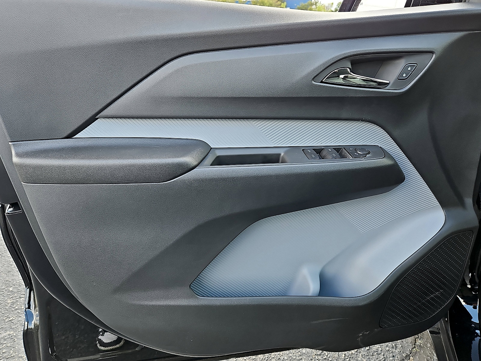 New 2027 Chevrolet Bolt RS image 9