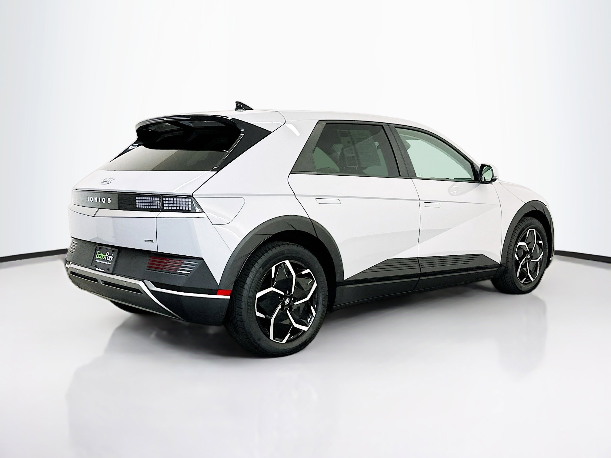 Used 2024 Hyundai Ioniq 5 SEL image 9