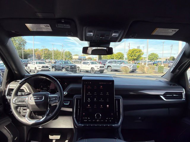 Used 2025 GMC Yukon XL Elevation AWD/4WD image 13