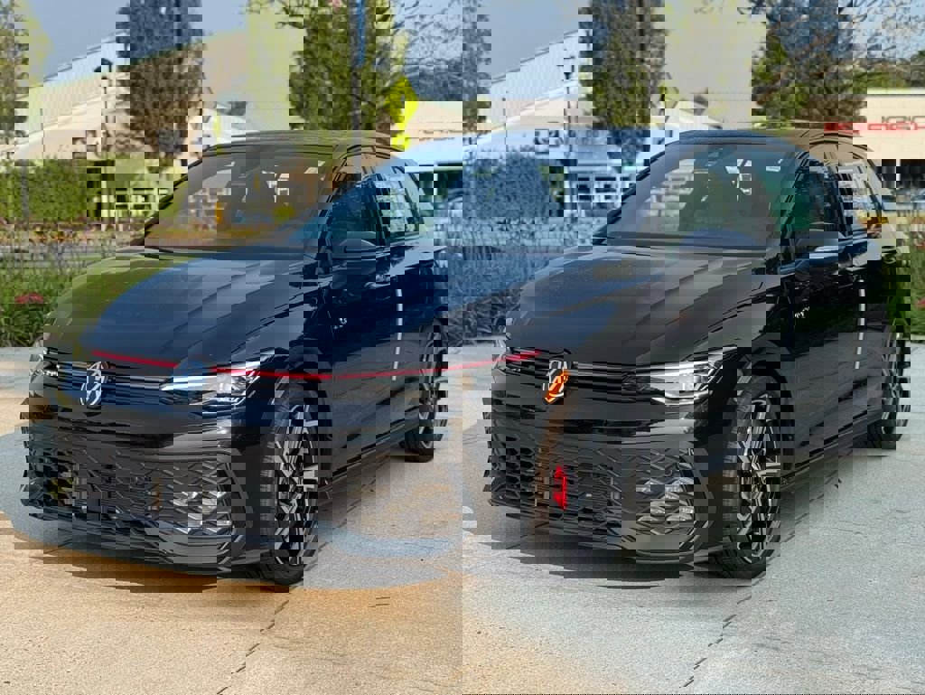 New 2025 Volkswagen GTI SE image 5