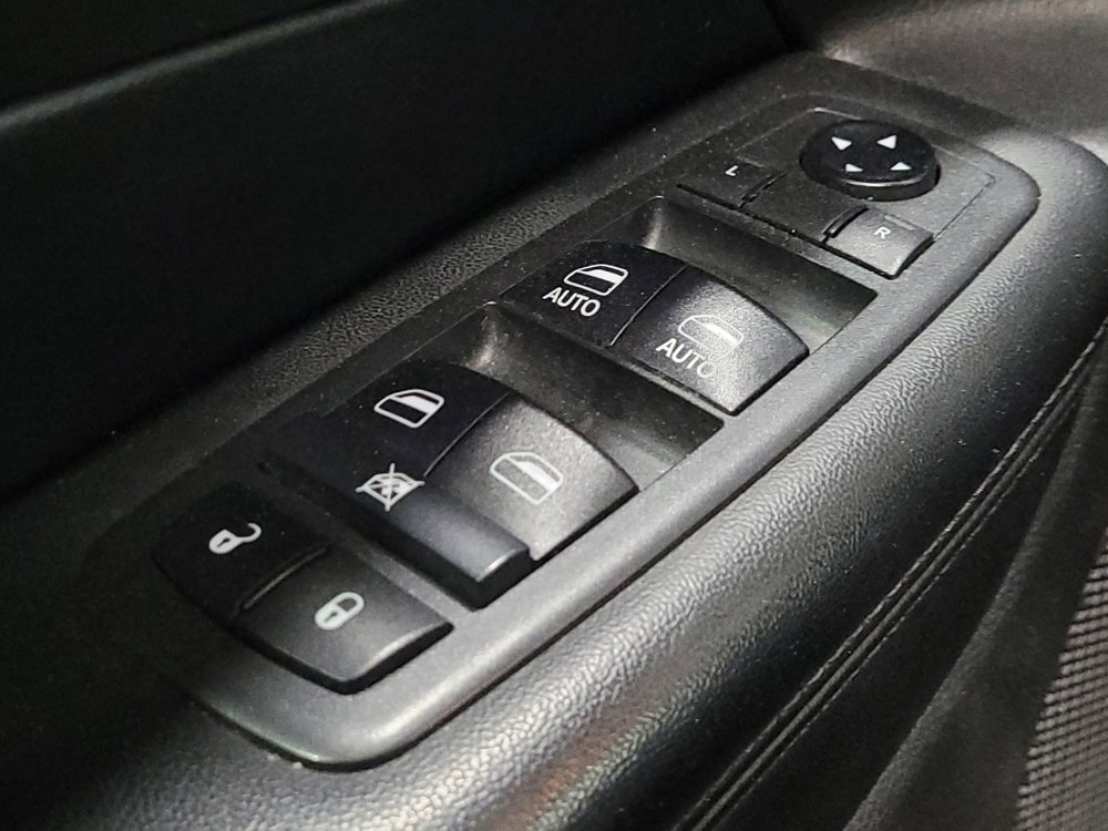 Used 2018 Jeep Grand Cherokee Limited AWD/4WD image 27
