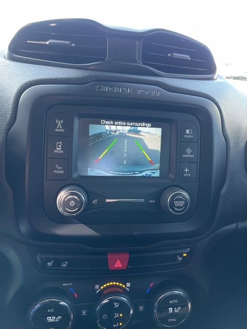 Used 2017 Jeep Renegade Latitude w/ Popular Equipment Group AWD/4WD image 43