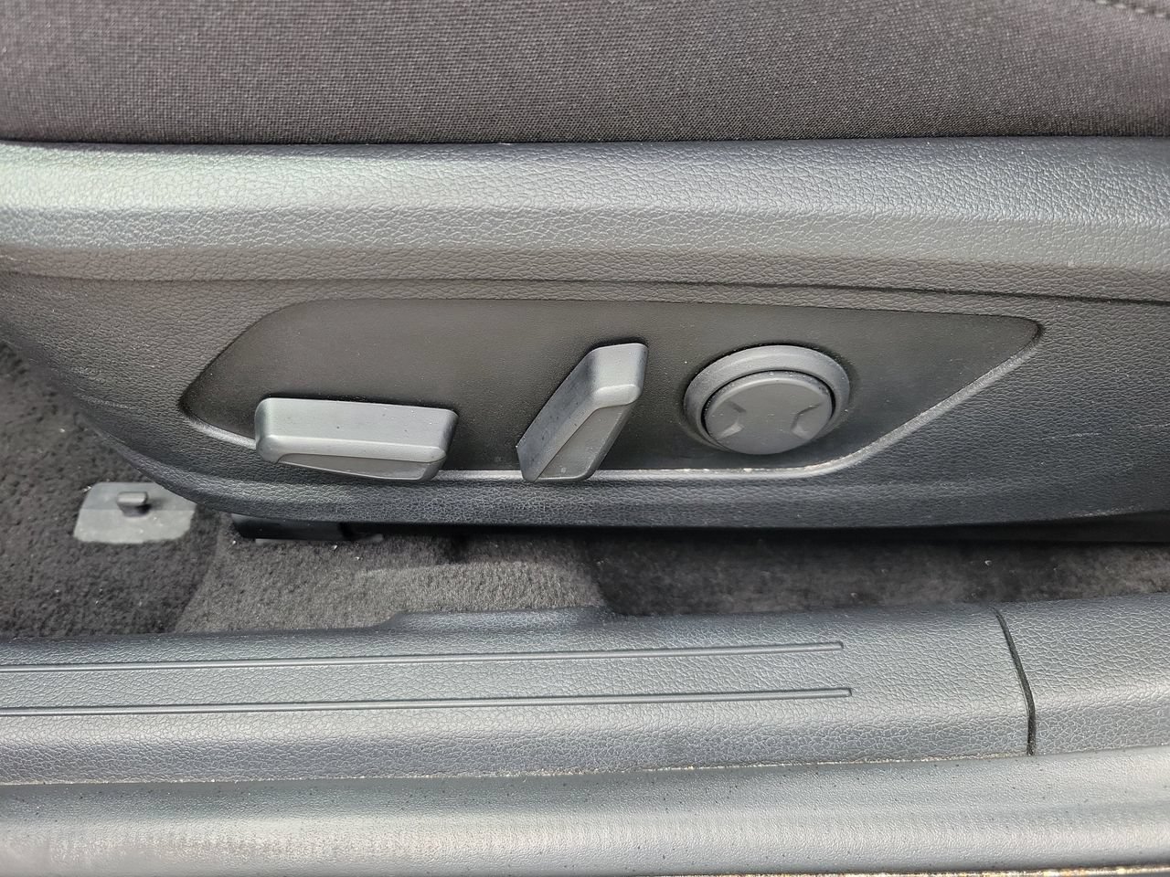 Used 2025 Hyundai Sonata SEL FWD image 16