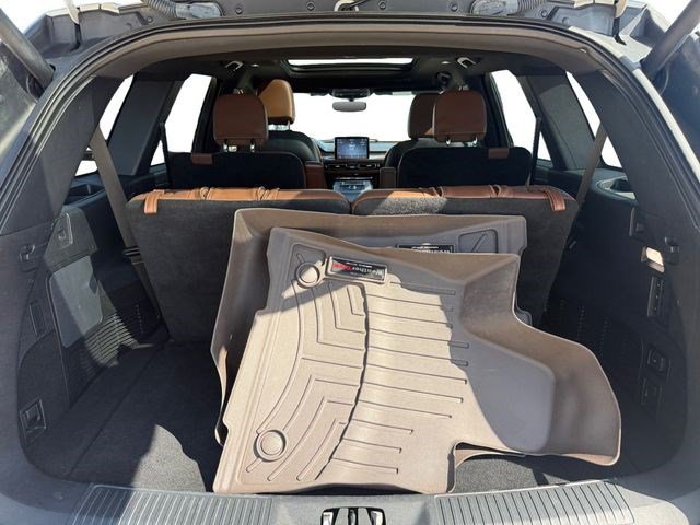 Used 2022 Lincoln Aviator Reserve w/ Equipment Group 201A RWD image 18