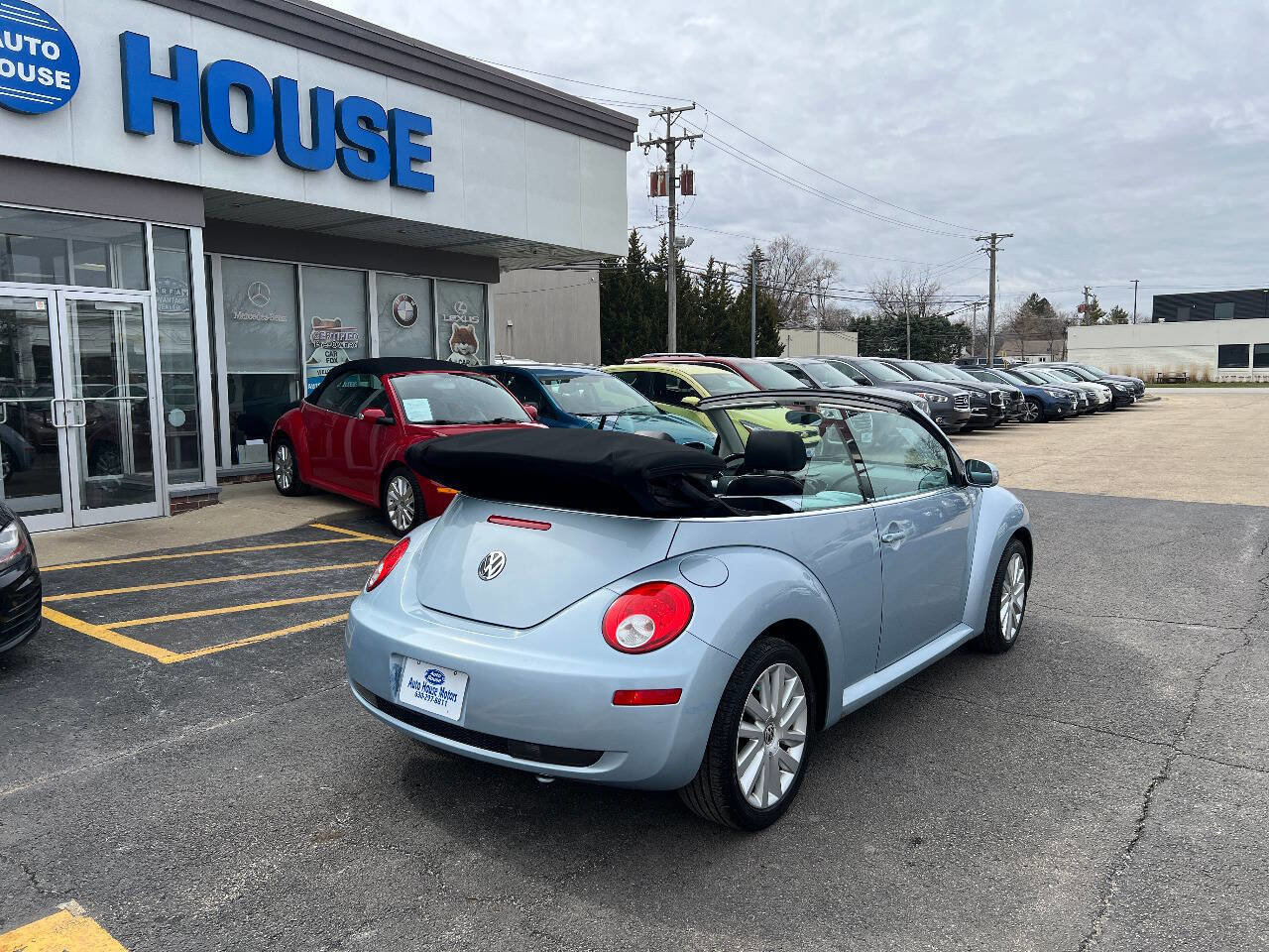 Used 2009 Volkswagen Beetle S image 11