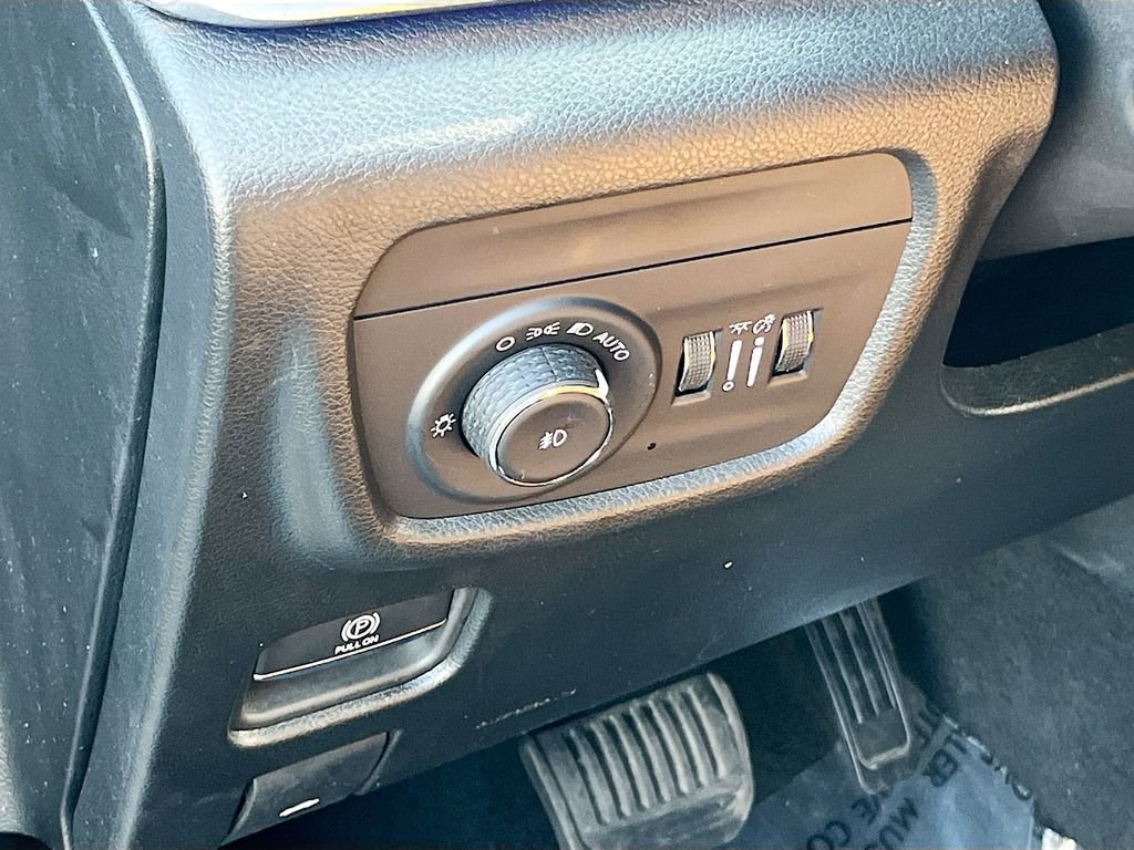 Certified 2024 Jeep Grand Cherokee Summit image 10