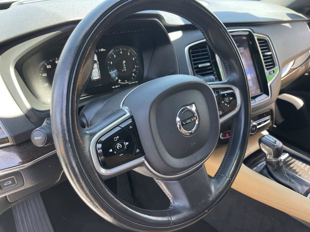 Used 2017 Volvo XC90 T6 Momentum w/ Vision Package AWD/4WD image 23