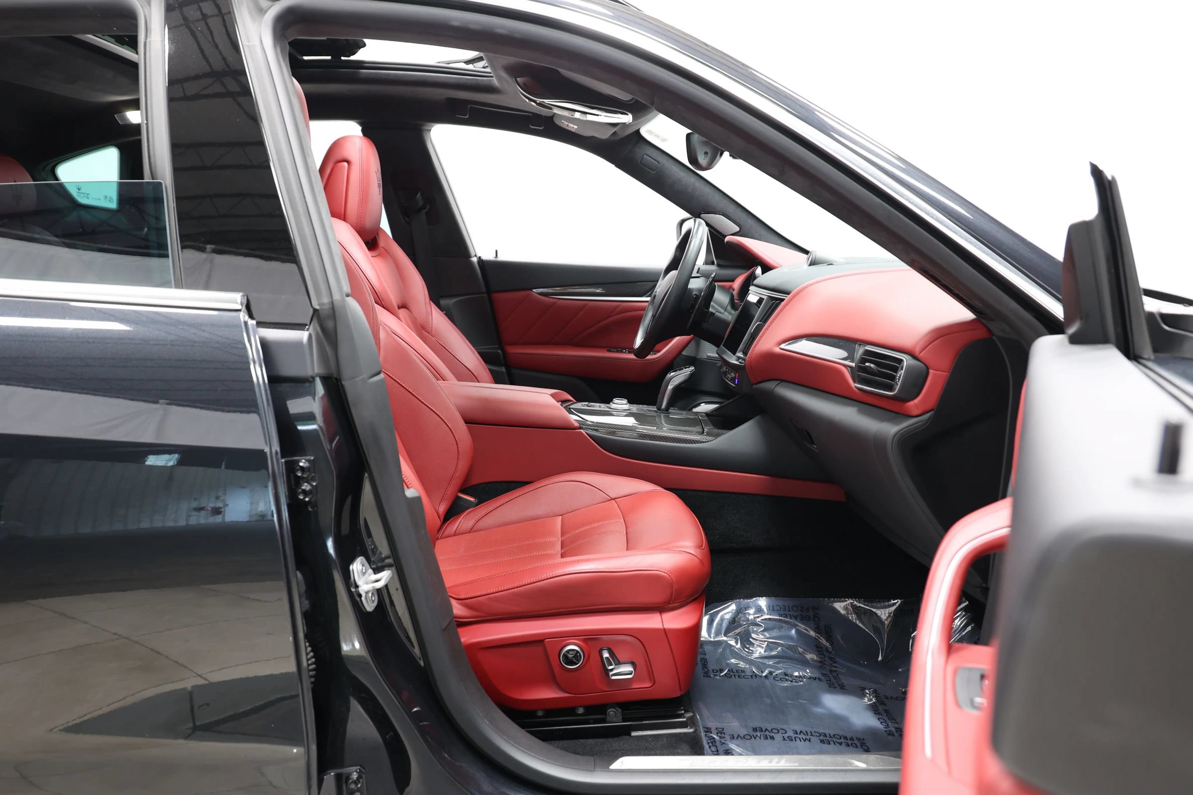 Used 2021 Maserati Levante GTS AWD/4WD image 99