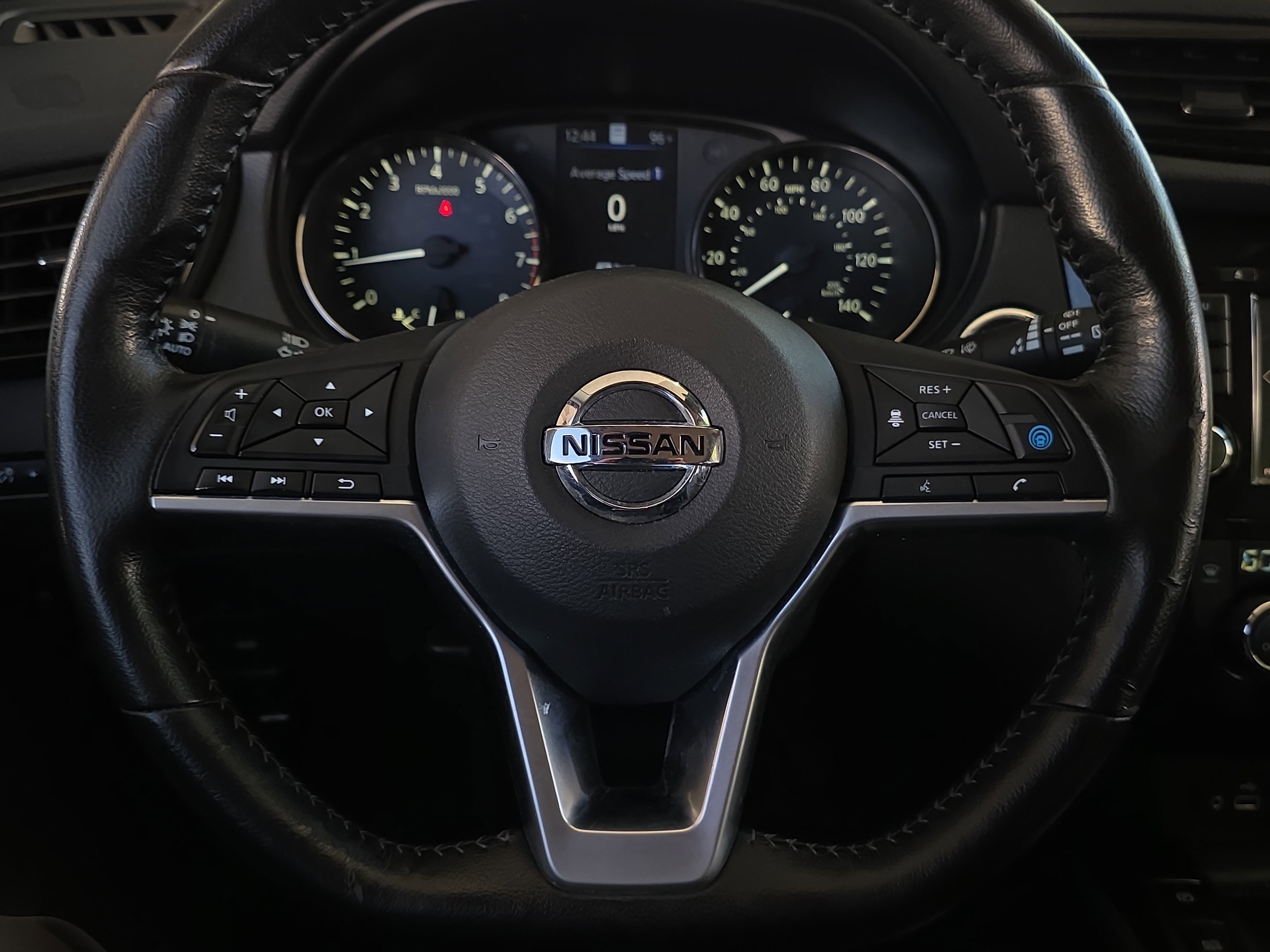 Used 2020 Nissan Rogue Sport SL image 9