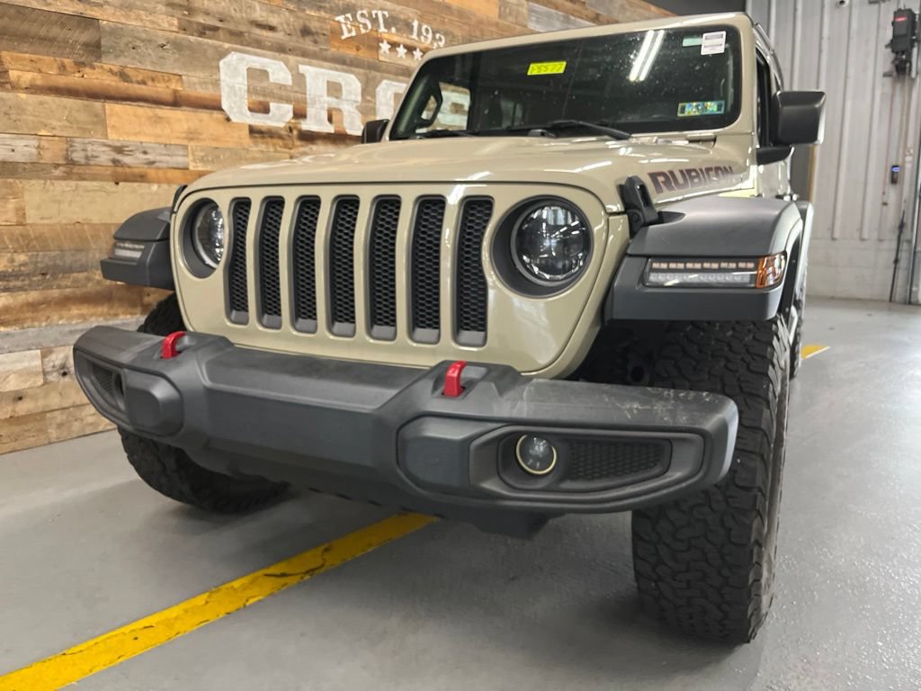 Used 2022 Jeep Wrangler Unlimited Rubicon w/ Cold Weather Group AWD/4WD image 18