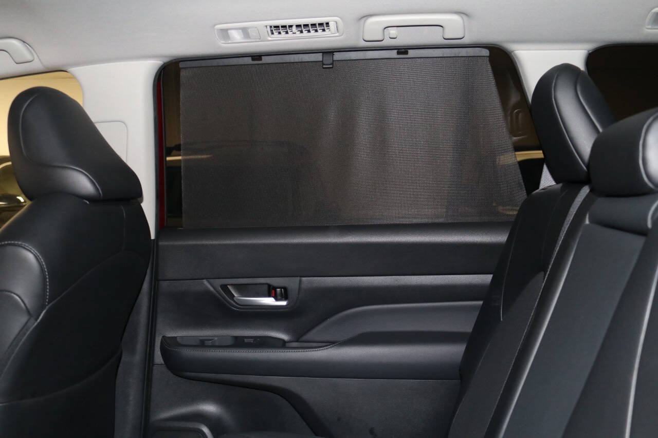 Used 2024 Toyota Grand Highlander AWD image 69