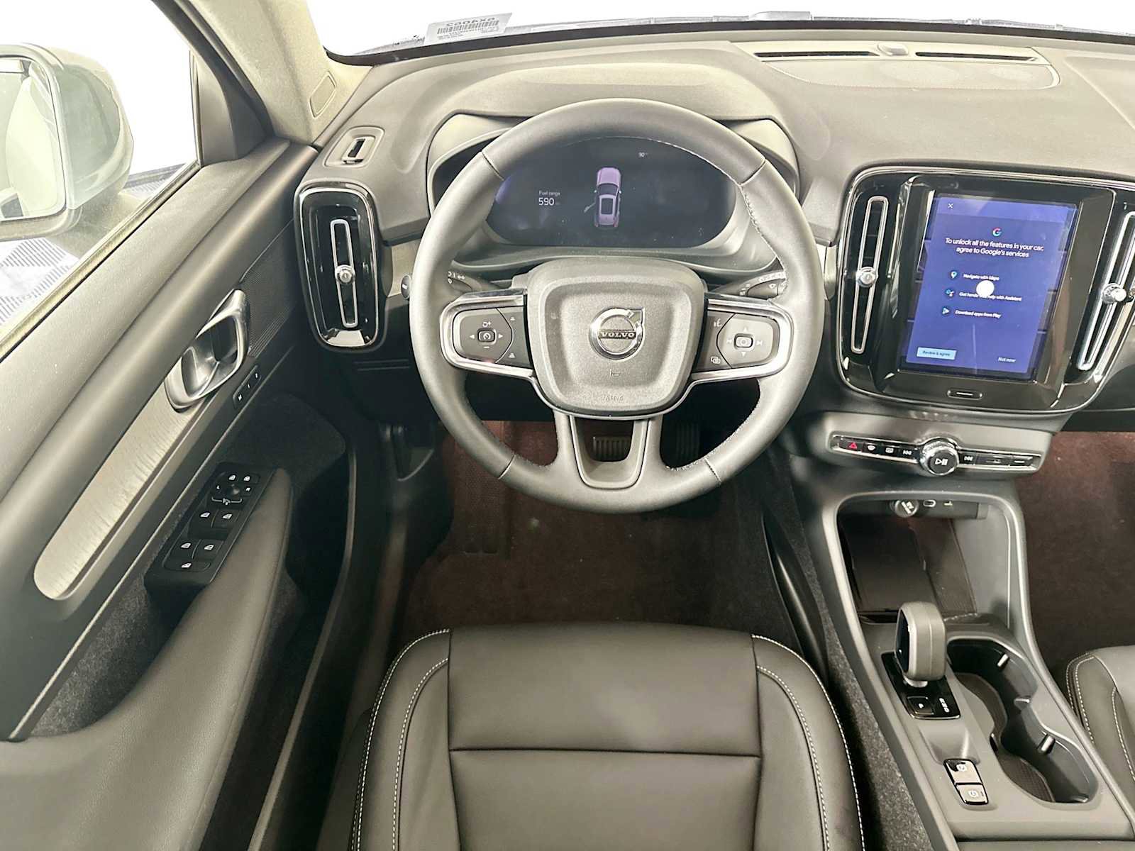 Used 2025 Volvo XC40 B5 Core w/ Climate Package image 20