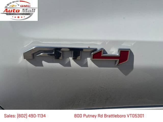 New 2026 GMC Sierra 1500 AT4 w/ AT4 Preferred Package AWD/4WD image 11