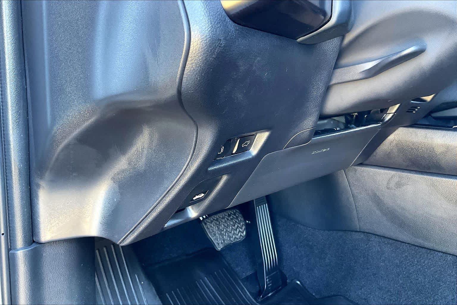 Used 2023 Lexus UX 250h FWD w/ Accessory Package (Z2) image 35