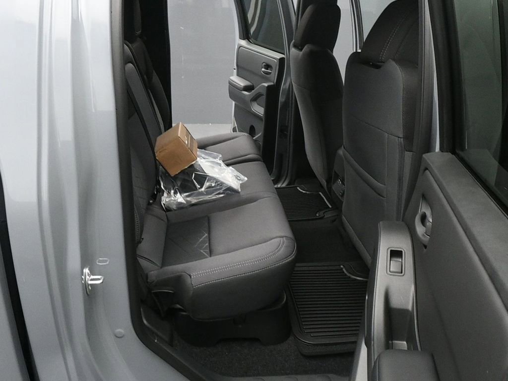 New 2026 Nissan Frontier SV image 22