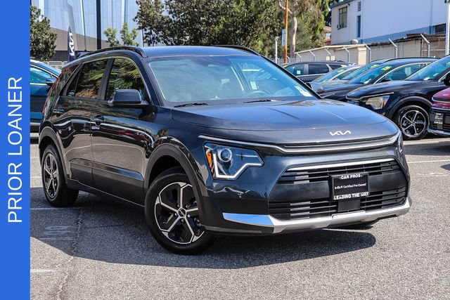 Certified 2025 Kia Niro EX FWD image 1