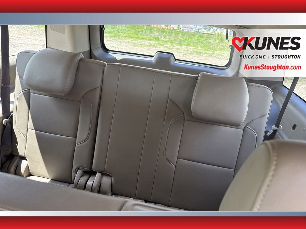 Used 2019 Chevrolet Suburban LT AWD/4WD image 42