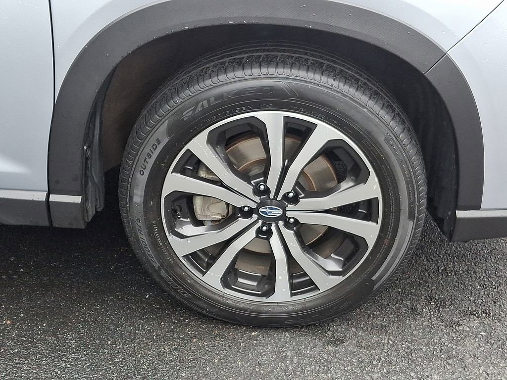 Used 2023 Subaru Forester Limited image 8