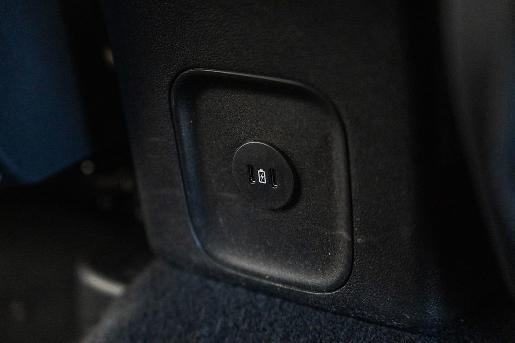 Used 2025 Ford Escape Active AWD/4WD image 39