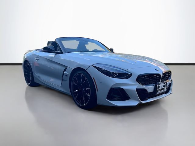 Used 2026 BMW Z4 M40i w/ Premium Package RWD image 7