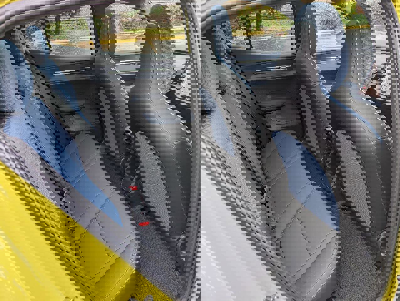 Used 2025 Volvo EX30 Ultra w/ Climate Package image 15